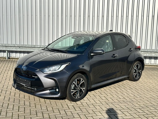 [YARKBAC3100240622] 2024 Toyota Yaris YARKBAC3100240622 1.5 L-VVT-IE HYBRID 116PK AT 5-DRS Team Deutschland